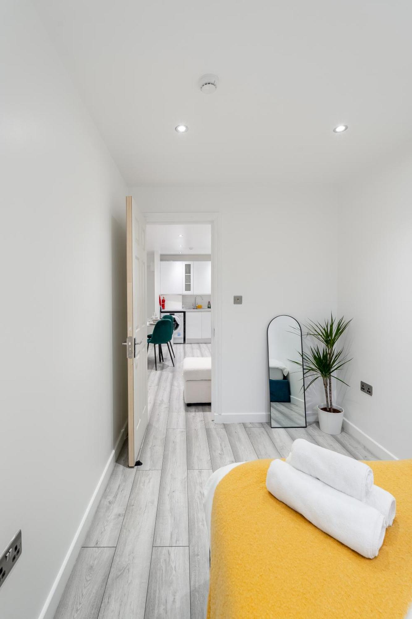 Beautiful Flat Near Central London - Entire Flat - Equipped Kitchen - Private Bathroom Exteriér fotografie